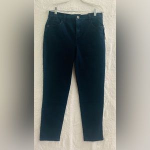💙Style & Co. Slim Leg Jeans-NWT💙💙